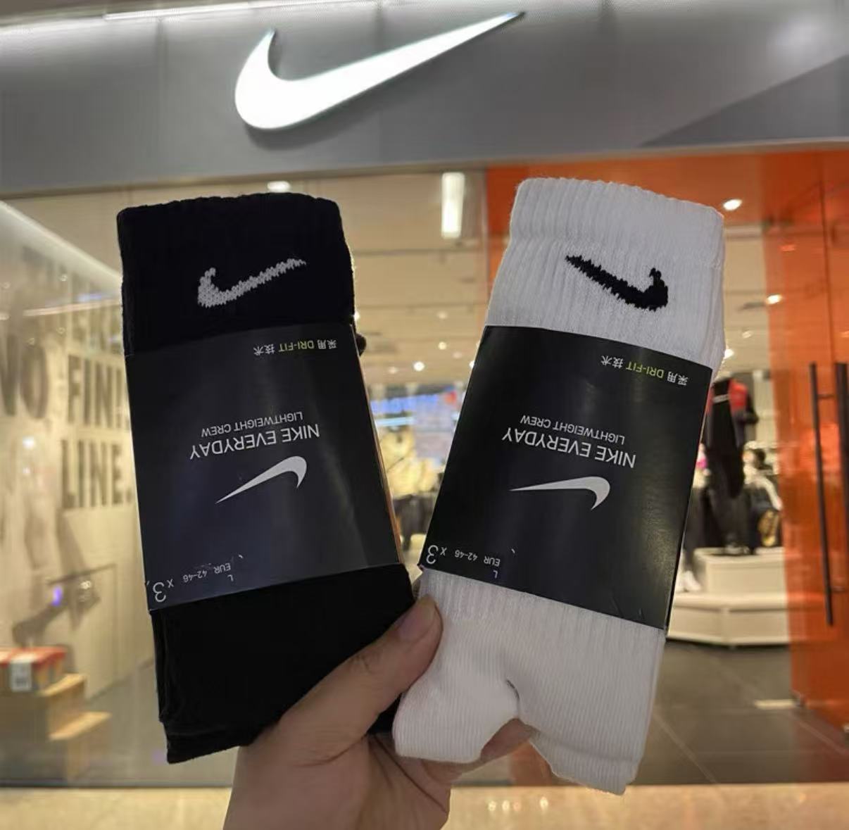 Cotton Crew Sock Pack - جوارب رياضية من نايكي، عبوة من