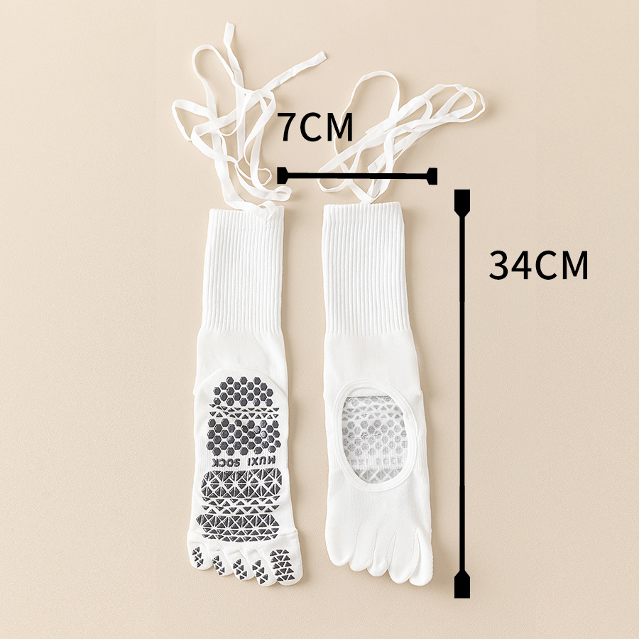 جوارب يوغا نسائية برباط وقبضة  - مراجعة Grip Sock Yoga وسعره